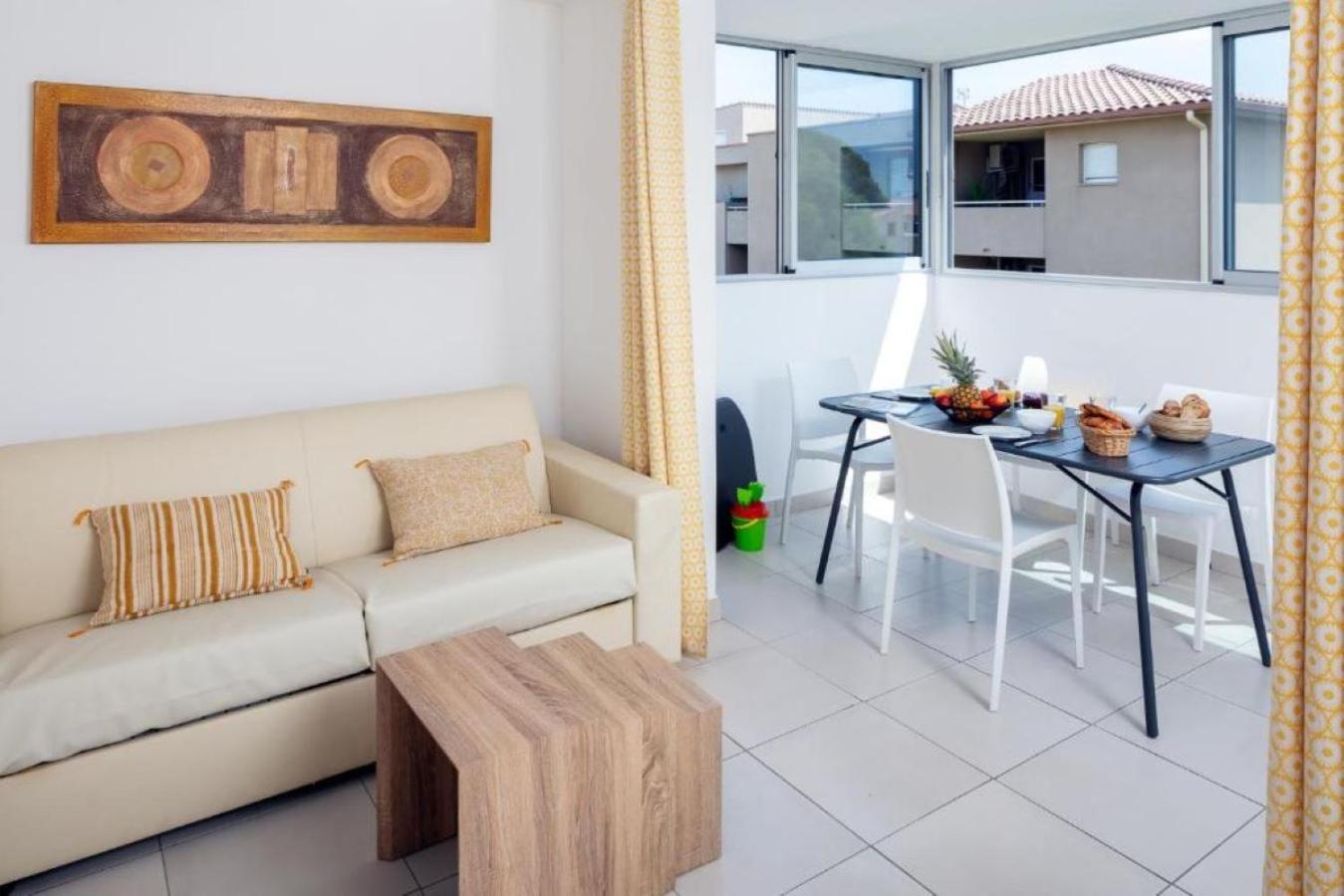 Résidence Marina Bianca Santa-Lucia-di-Moriani Exterior foto
