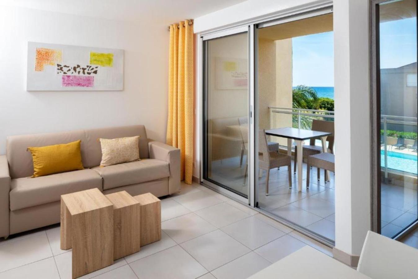 Résidence Marina Bianca Santa-Lucia-di-Moriani Exterior foto
